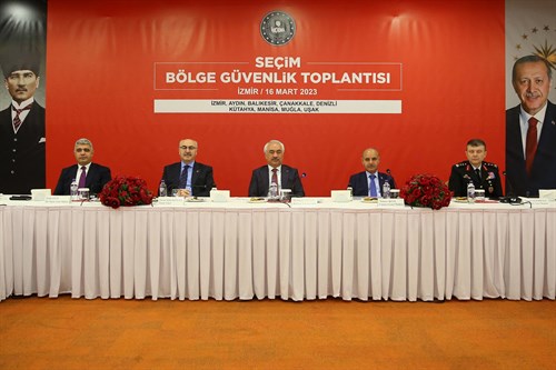 İzmir’de, 9 İlin Yöneticilerinin Katılımıyla Seçim Bölge Güvenlik Toplantısı Gerçekleştirildi